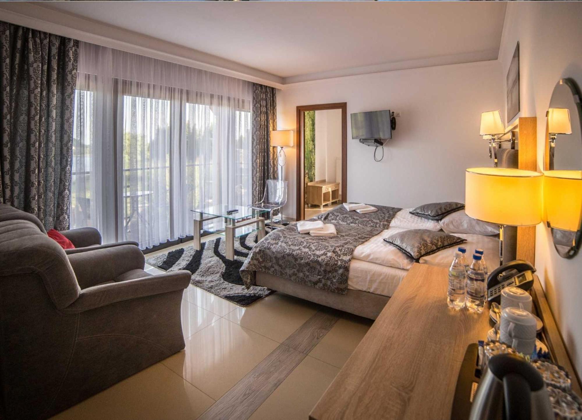 Wichrowe Wzgorze Chmielno Hotel Ngoại thất bức ảnh